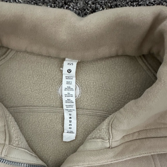 Lululemon Define Jacket - Picture 2 of 6